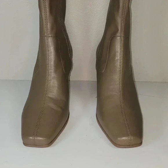 Aerosoles Cinnamon booties size 9 - Picture 5 of 8